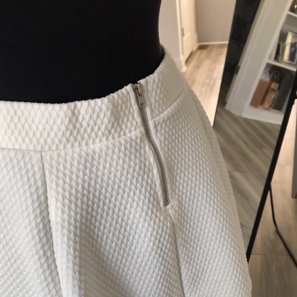 White Skater Skirt - Picture 6 of 9